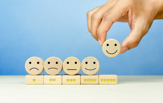 Customer Churn Analysis Using Machine Learning: Should Retailers Analyze Their Customers?