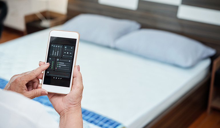 IoT technologies adoption in hotels