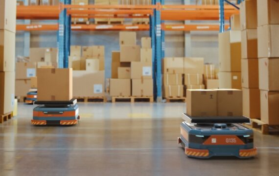 AI in Warehouse Management: How to Build Smart Warehouses